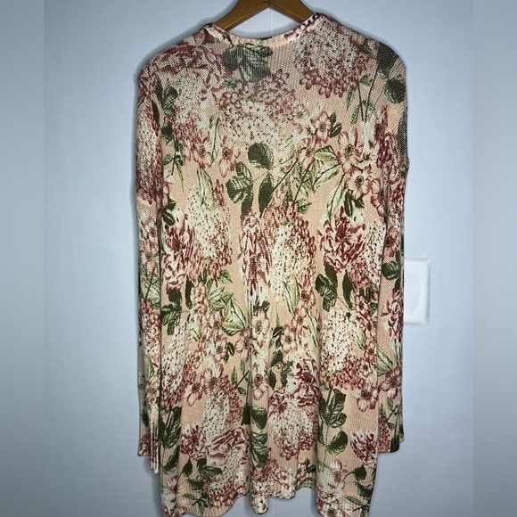 Show Me Your Mumu Bonfire Sweater Hydrangea Blooms Knit Small - Picture 3 of 6